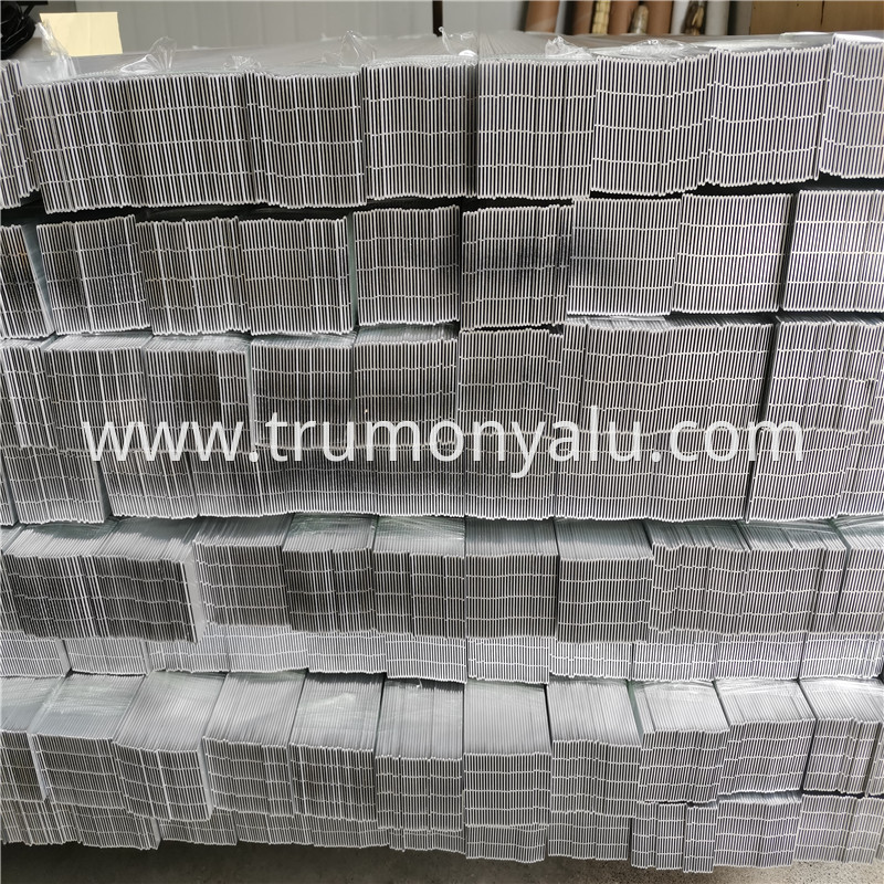 Aluminum Channel Tube0041